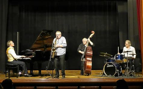 Le Boogie Woogie Fait Salle Comble à Plémet Le Télégramme