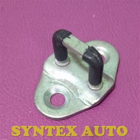 Jual Stricker Door Lock Pintu Belakang Cantolan Kunci Bagasi Avanza