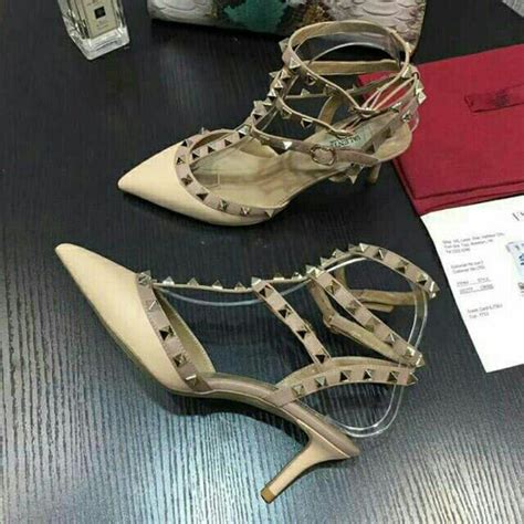Valentino Kiteen Nude Patent Heels Luxury Apparel On Carousell