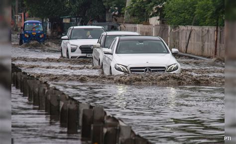 Severe Waterlogging Traffic Jams In Gurugram After Heavy Rainfall