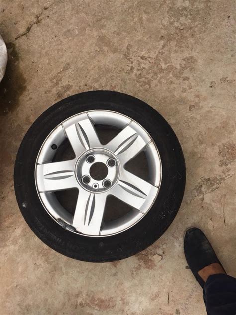 Renault Clio Alloy Wheel In Sandwell West Midlands Gumtree