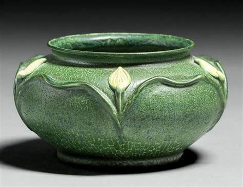 Contemporary Ephraim Faience Ken Nekola Matte Green Vase C2010 Sold At