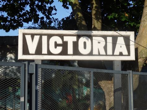 Foto estación del FC Mitre Victoria Buenos Aires Argentina