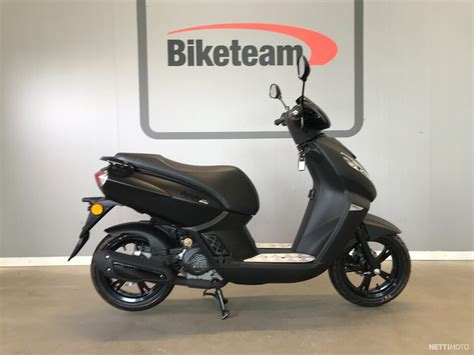 Peugeot Kisbee Black Edition 50 cm³ 2022 Pirkkala Skootteri