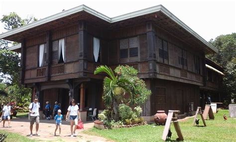 Pin By Alexei Lukban On Philippine Ancestral House Modern