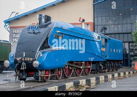 'The Mallard" A4 Pacific locomotive Stock Photo: 136357031 - Alamy