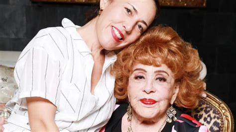 La Gran Sorpresa Que Stephanie Salas Le Prepara A Silvia Pinal Para Su Homenaje En Bellas Artes