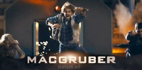 VIDEO MacGruber trailer with photos! * starcasm.net