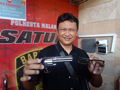 Pengamat Kepolisian Ditodong Pistol Oleh Orang Tak Dikenal Di Kota