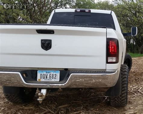 2012 Ram 2500 Moto Metal MO962 ReadyLIFT Leveling Kit Custom Offsets