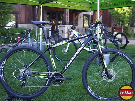 2014 Cannondale Trail 29er 7 And Tango Womens 29er Mountain Bikes
