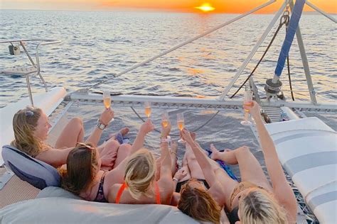 Tripadvisor Private Bootsfahrt Bei Sonnenuntergang In Bonaire Zur