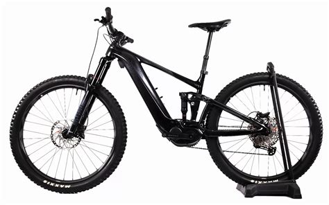 Giant Trance X E 3 PRO 2022 BikeScan365