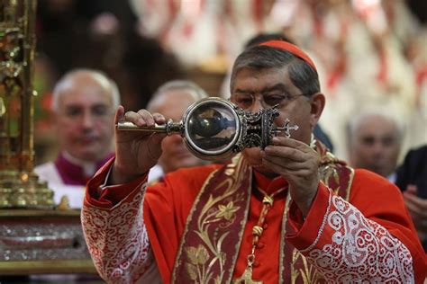 San Gennaro Patrono Di Napoli Amatissimo Dalla Gente Italiani It