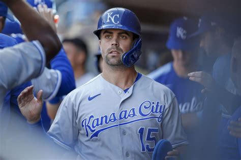 Kansas City Royals Vs Cleveland Guardians 41022 Mlb Picks