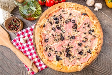 Italian Pizza With Bacon Mushrooms Stock Image Image Of Meal