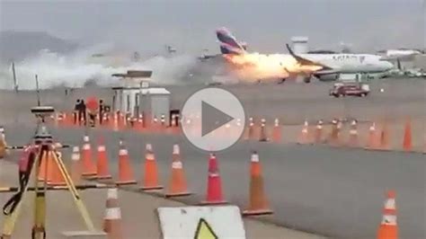 Video Un Airbus A Percute Un Camion De Pompier Pendant Son