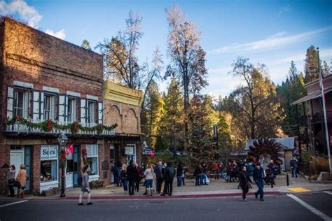 Victorian Christmas - Visit Nevada City CA