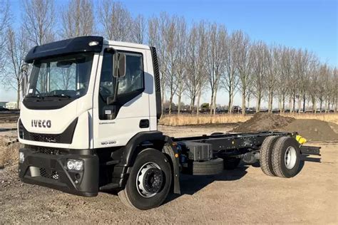 Chassis Cabin 4x2 For Sale New Chassis Cabs In Stock