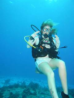 Scuba Stephs Underwater Adventure Took A Seriously Wrong Turn