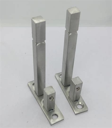 Aluminium Stainless Steel Adjustable F Bracket For Glass Fitting At Rs