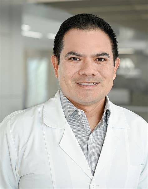 Dr Eduardo Morales Matias Hospitales Angeles