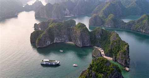 Halong Bay Lan Ha Bay Sterne Kreuzfahrt Tage Ab Hanoi Getyourguide