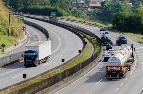 Motoristas têm novos prazos para regularizar exame toxicológico A Voz