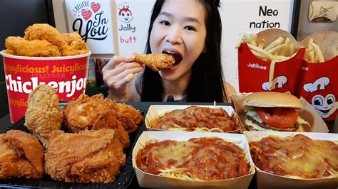 Huge Jollibee Feast Spicy Chicken Joy Fried Chicken Jolly Spaghetti