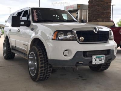 2003 Lincoln Navigator With 20x12 44 Gear Off Road Big Block And 33 12