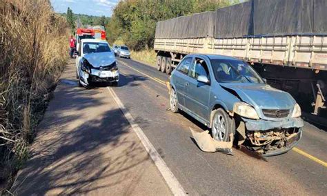 Engavetamento Envolve Quatro Carros E Fere Ocupantes Gerais Estado