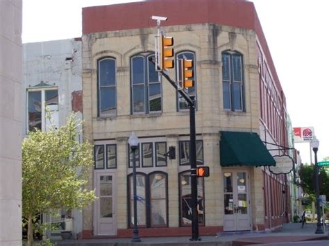 Bonham Visitor & Information Center | Bonham, TX