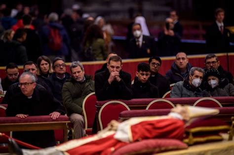 Funérailles De Benoît Xvi Ces 3 Raisons Pour Lesquelles Le Service Et