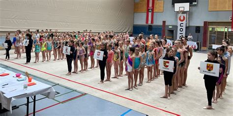 Rhythmische Gymnastik Sportlerinnen Begeisterten Bei Sportunion