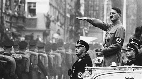 Sejarah Hari Ini Adolf Hitler Bunuh Diri Minum Kapsul Sianida Dan