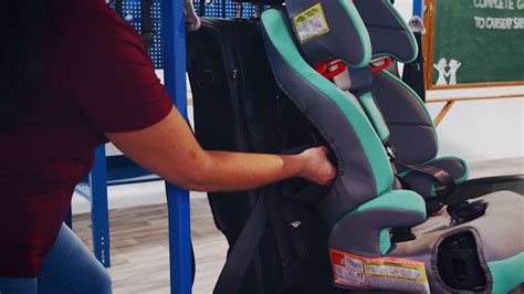 The Complete Guide To Car Seats And Seat Belts How To Install Forward