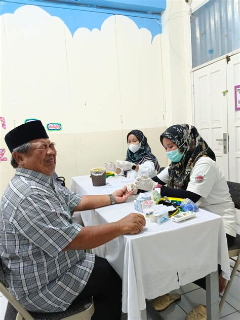 Skrining Gula Darah Di Yayasan Ar Ridho Pondok Kelapa Jakarta Timur3