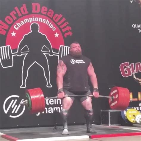 Strongman Eddie Hall Becomes 1st Person to Dead-Lift 500 Kilograms ...