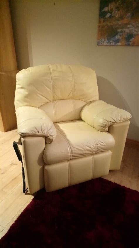 Cream Leather Electric Reclining Armchair In Perth Perth And Kinross