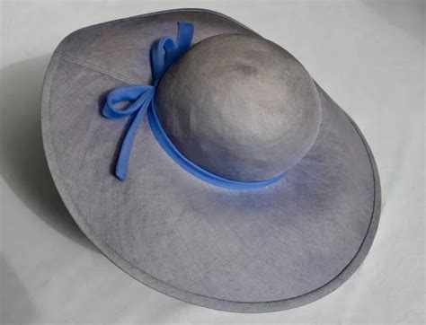 CHAPEAU FEMME CAPELINE de cérémonie Gris bleu lavande Paille souple