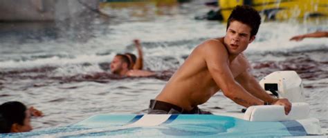 Horror Hunks Jerry O Connell Cody Longo Steven R McQueen Naked Extras In Piranha 3D 2010