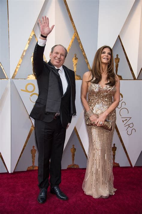 Photo Hans Zimmer et sa femme Suzanne Zimmer Arrivées 90ème