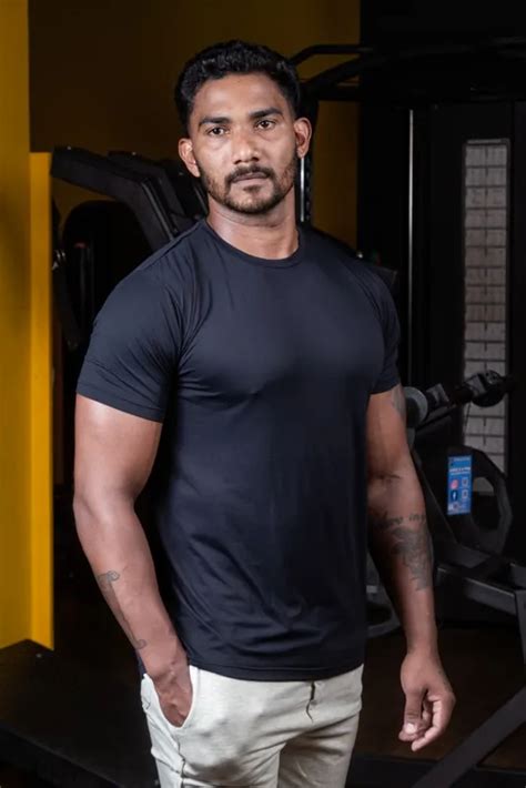 Hardcore Training Camiseta Treino Preta Dry Hardcore Academia