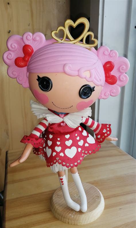 Lalaloopsy Doll Alice Land Queenie Red Heart Large Size 13 Inches 33 Cm