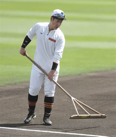 【巨人】岡本和真、2試合連続で欠場試合前練習に参加 フリー打撃こなす スポーツ報知