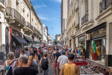 ¿cuáles Son Las Mejores Ciudades Para Los Adictos A Las Compras Hay