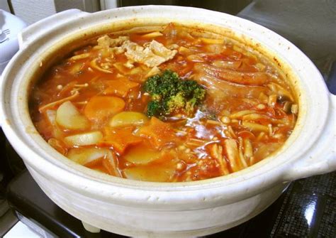 Step By Step Guide To Prepare Favorite Easy And Light Tomato Hot Pot