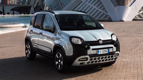 Fiat Panda - характеристики, комплектации, фото, видео, обзор