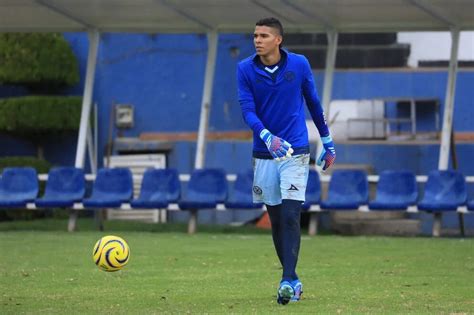 Kevin Mier Podría Salir De México Para La Premier League Este Es El Equipo Inglés Que Estaría