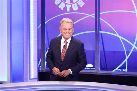 Pat Sajak Sets First Post Wheel Of Fortune Gig Hawaii Columbo Play